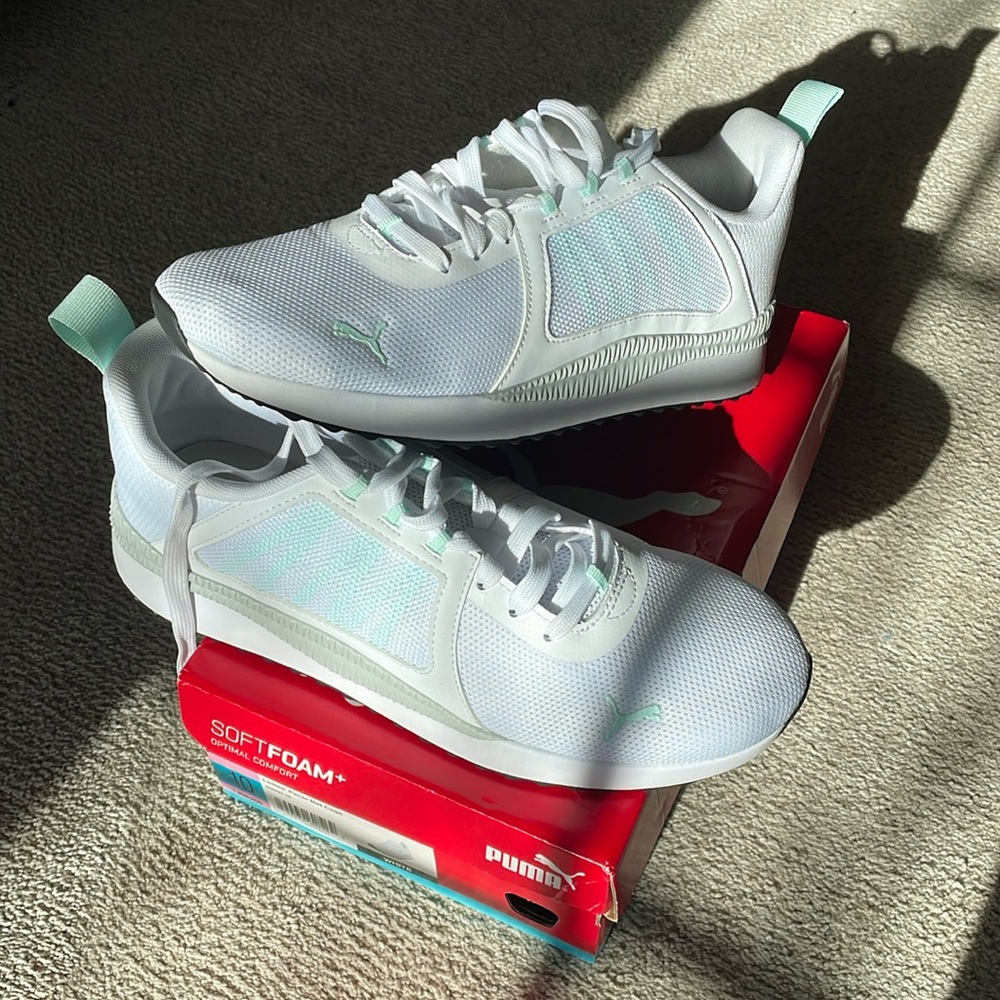 Puma Ladies Pacer Net Cage soft foam size 10 shoe